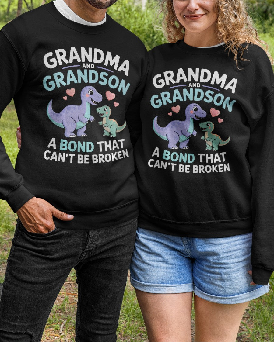 GRANDMA AND GRANDSON A BOND THAT CAN'T BE BROKEN DINOSAUR UNISEX T-SHIRT NINA00 (SKU-GMS4)
