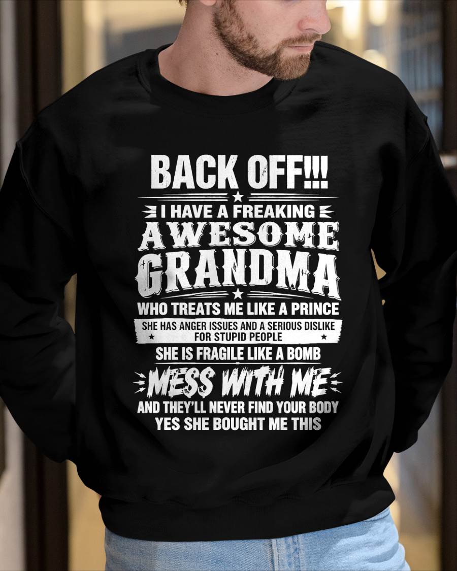 AWESOME GRANDMA T-SHIRT - TREATS ME LIKE A PRINCE - PERFECT GIFT FROM GRANDMA TO GRANDSON - LUAN00 (SKU2608-501-00)