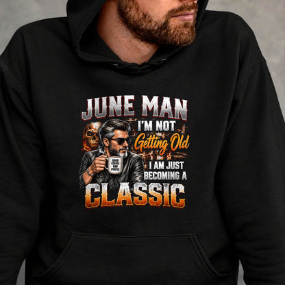 JUNE MAN - I'M NOT GETTING OLD - I'M JUST BECOMING A CLASSIC - T-SHIRT FOR MEN - LUAN06 (SKU2609-343-06)