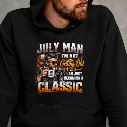 JULY MAN - I'M NOT GETTING OLD - I'M JUST BECOMING A CLASSIC - T-SHIRT FOR MEN - LUAN07 (SKU2609-343-07)