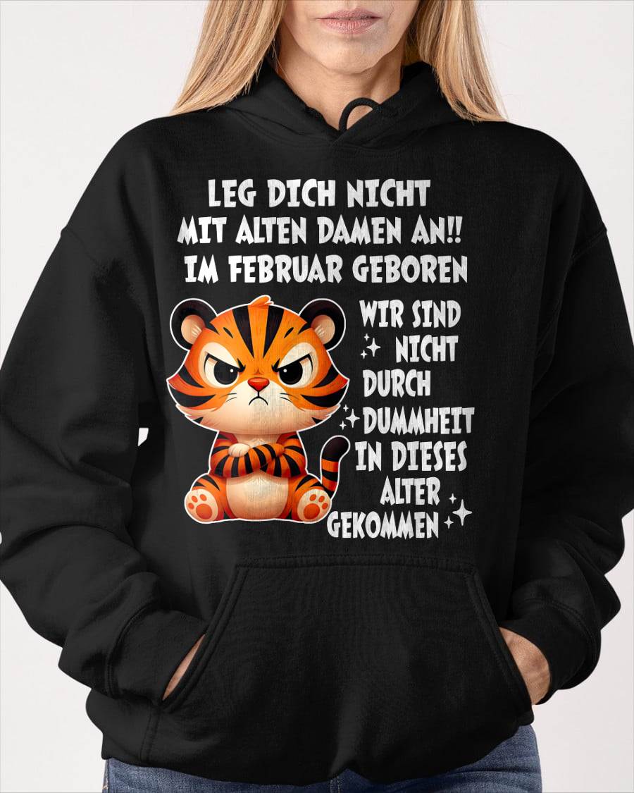 FEBRUAR, LEG DICH NICHT MIT ALTEN DAMEN AN - LUAN GER02 (SKU2605-332-02)