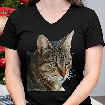 Cat Love Shirt, Funny Cat Lover Gift UnisexT-Shirt/Hoodie/Sweatshirt HLT00 - Stunning Tabby Cat Close Up Portrait Vector T-Shirt (1)