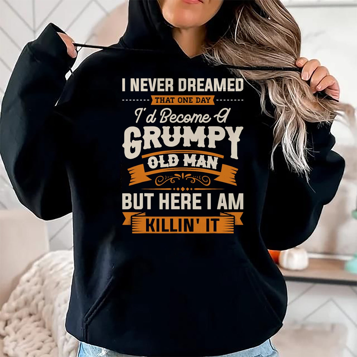 Best Husband Shirt, Wife and Husband Unisex T-Shirt/Hoodie/Sweatshirt HLT00 - Mens I Never Dreamed That I_d Become A Grumpy Old Man Grandpa Short Sleeve T-Shirt