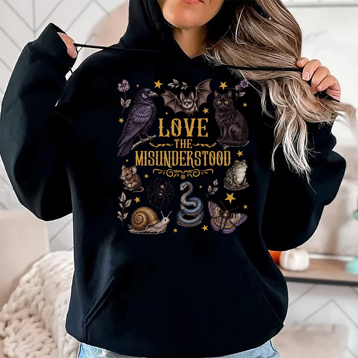 Cat Love Shirt, Funny Cat Lover Gift UnisexT-Shirt/Hoodie/Sweatshirt HLT00 - Vintage Love The Misunderstood Bat Raven Cat Snake Moth Frog T-Shirt