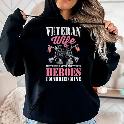 Best Husband Shirt, Wife and Husband Unisex T-Shirt/Hoodie/Sweatshirt HLT00 - Veteran Wife Married Mine Proud Military Veteran Husband T-Shirt