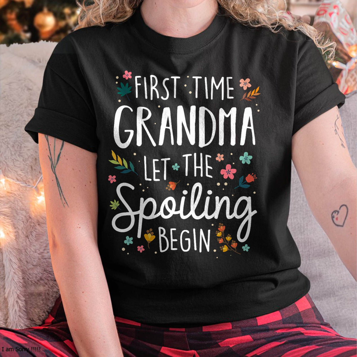 FIRST TIME GRANDMA T-SHIRT – PERFECT GIFT FOR NEW GRANDMAS - LUAN00 (SKU8-GRA00)