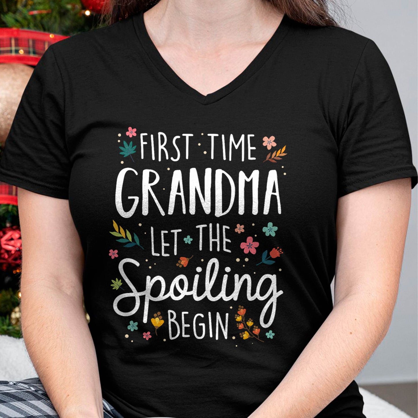 FIRST TIME GRANDMA T-SHIRT – PERFECT GIFT FOR NEW GRANDMAS - LUAN00 (SKU8-GRA00)