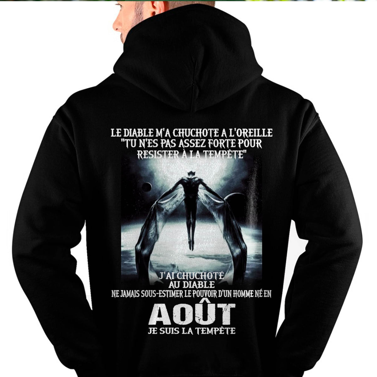 Je Suis la Tempête – Ne Jamais Sous-Estimer le Pouvoir d’un Homme Né en Août – T-Shirt Homme - LUAN08 (SKU26T-01160-08)