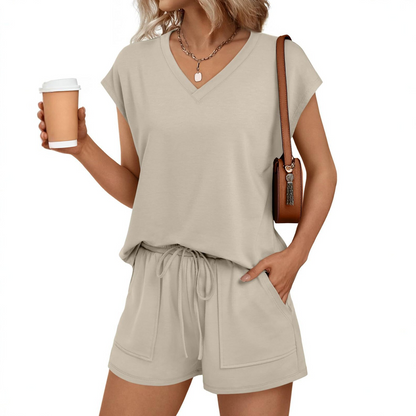 V-neck short-sleeved shirt and shorts set A09-762