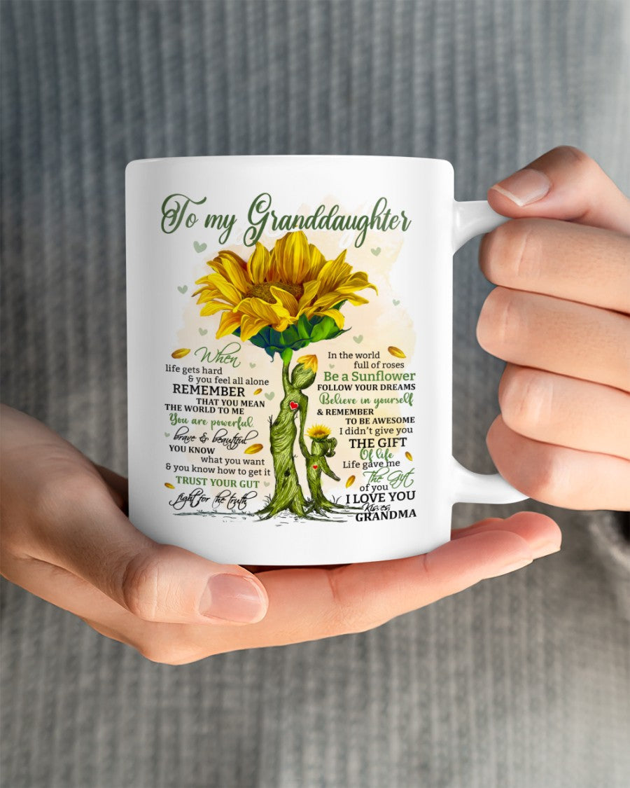 TO GRANDDAUGHTER MUG 02 - GIFT FROM GRANDMA - NINA00
