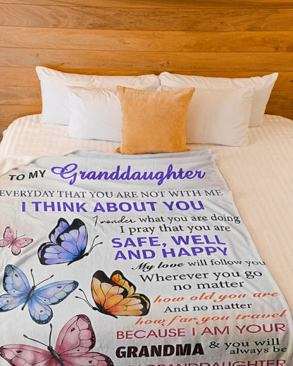 BLANKET FOR GRANDDAUGHTER – COMFORT & WARMTH GIFT FROM GRANDMA  Sherpa Fleece Quilt Blanket LUAN00 (SKUB-BLK-GMD1)