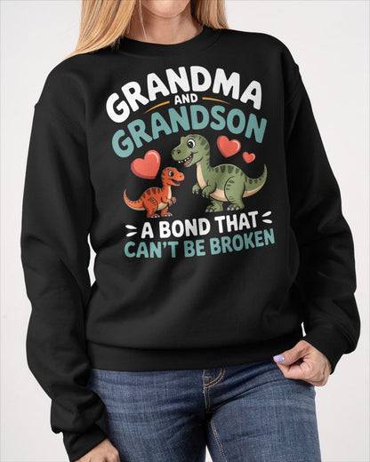 GRANDMA AND GRANDSON A BOND THAT CAN'T BE BROKEN DINOSAUR UNISEX T-SHIRT - LUAN00 (SKU-GMS5)